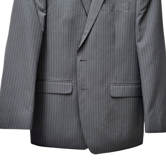 Calvin Klein Polyester Rayon Pinstripe Suit Jacket 42R Men's. Navy Gray Stripe - Picture 5 of 8